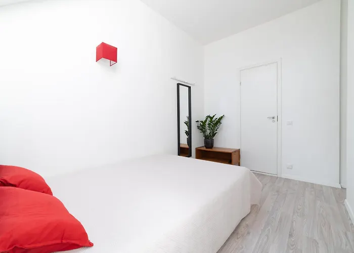 Apartamento Spacious 2-level Penthouse In