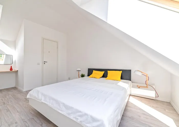 Spacious 2-level Penthouse In Апартаменты