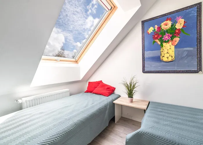 Spacious 2-level Penthouse In