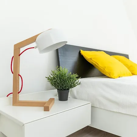 Spacious 2-level Penthouse In 아파트 탈린